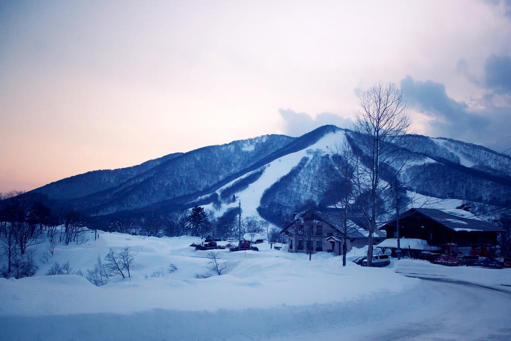 Готель Snowball Chalet At Madarao Mountain Iiyama Екстер'єр фото